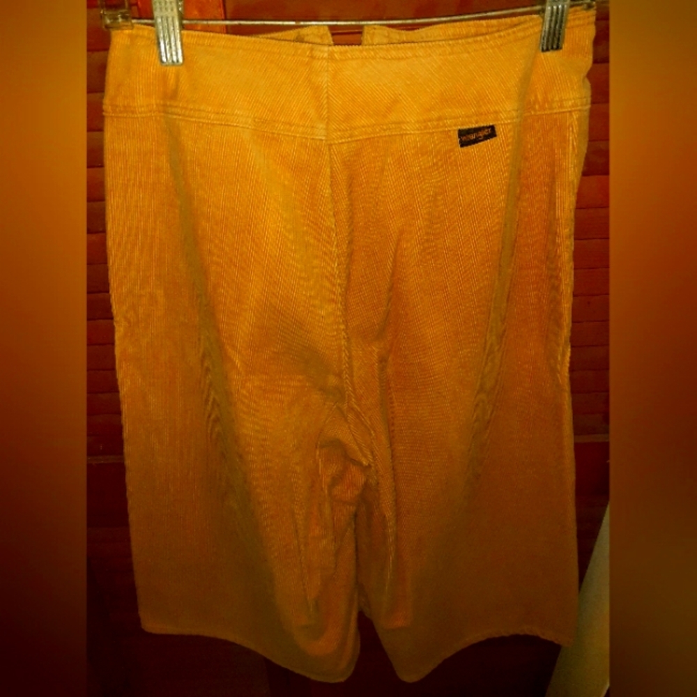BEAUTIFUL CREAM SWEDE SKIRT